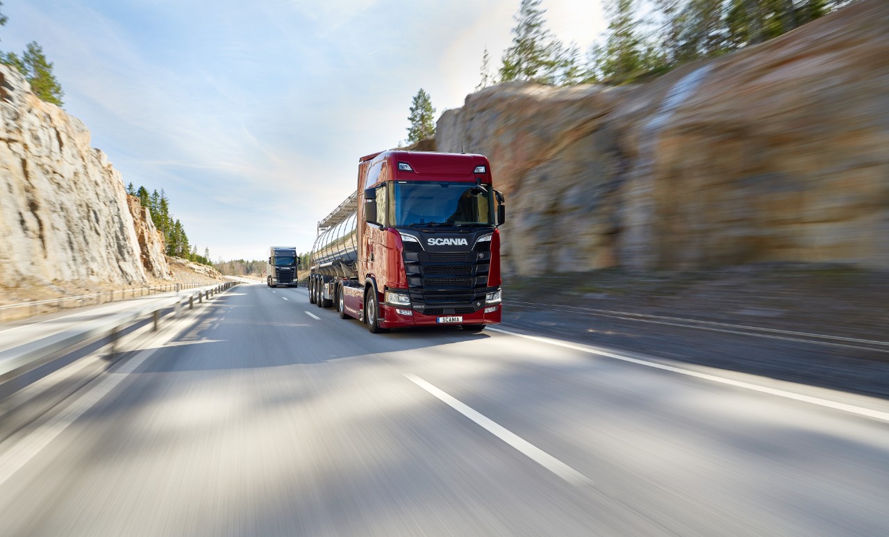 Scania naftas produktu un ķīmisko vielu transportēšana izmantošana