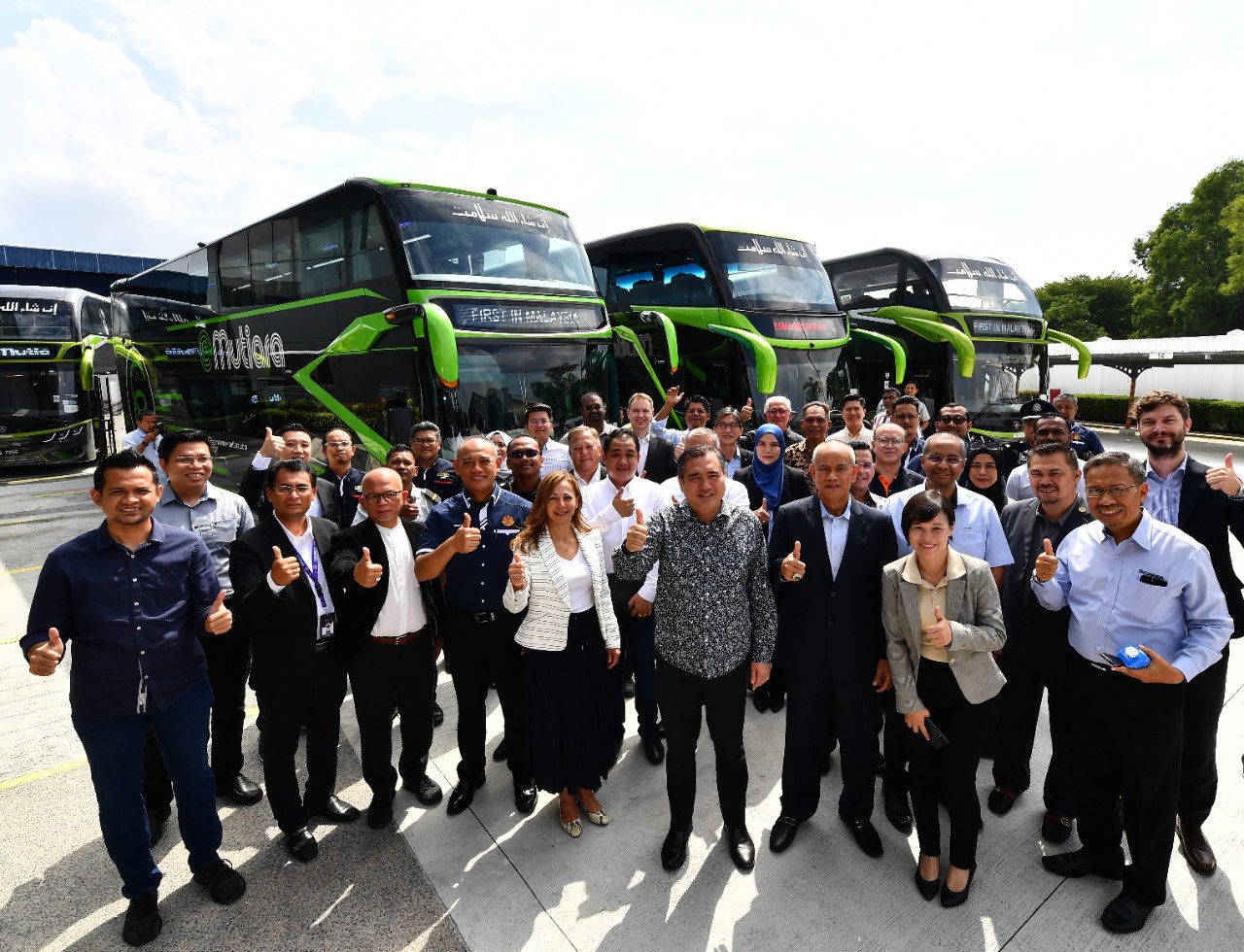 E-MUTIARA EXPANDS WITH FIRST LONGEST SCANIA DOUBLE-DECK COACH IN MALAYSIA. 