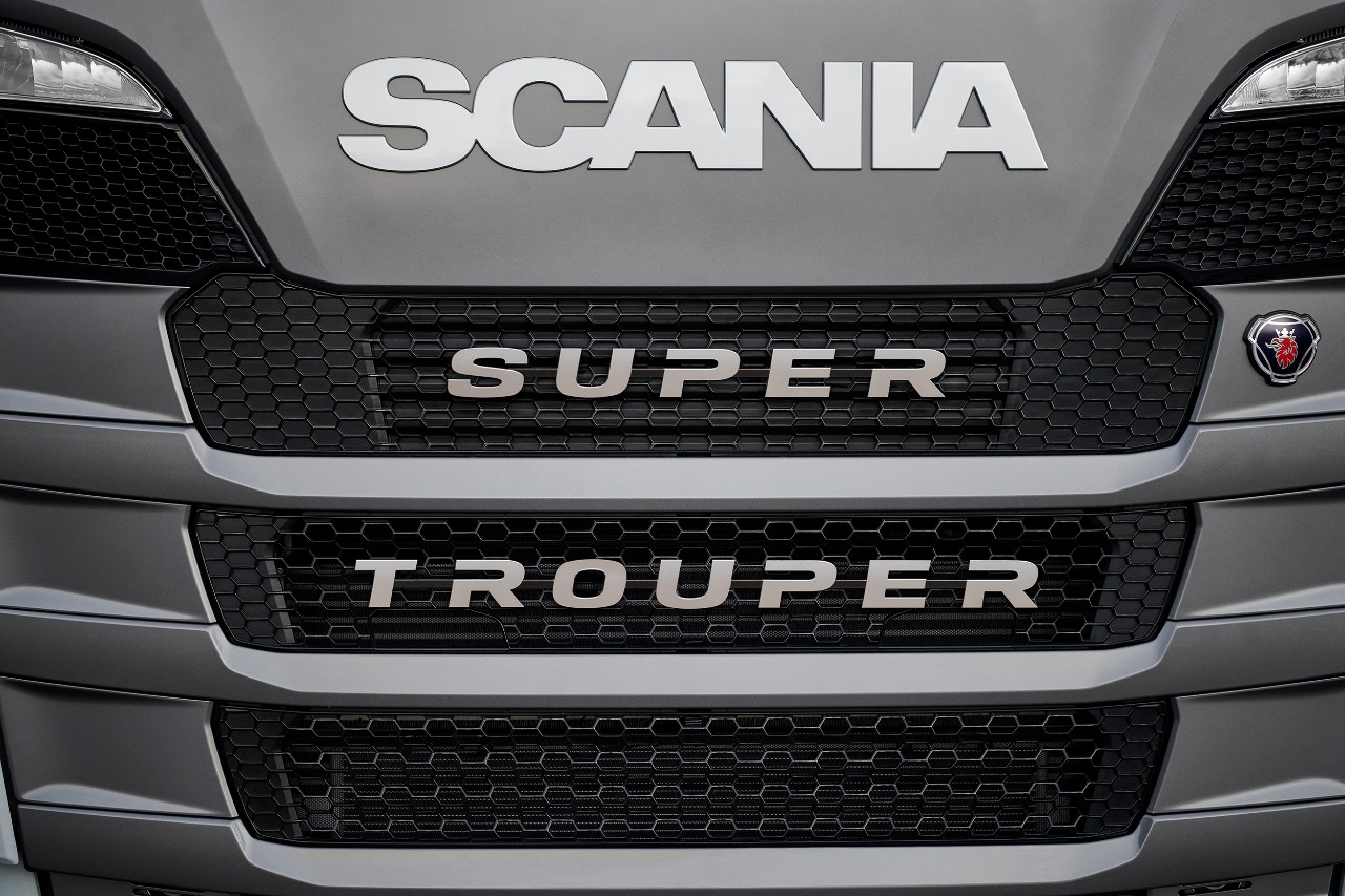 Scania SuperTrouper grill