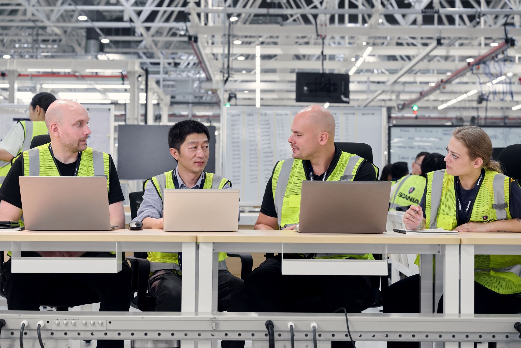 Live and stay with Scania in China