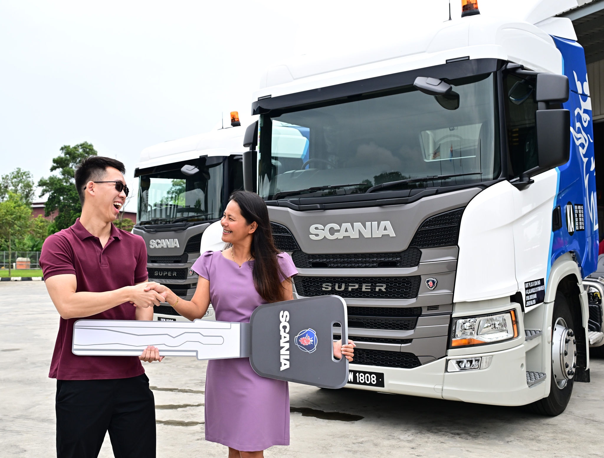 GMT PLUS 8 SDN BHD HAS ACQUIRED ITS FIRST SCANIA VEHICLE, MARKING A SIGNIFICANT MILESTONE IN ENHANCING DELIVERY PERFORMANCE 