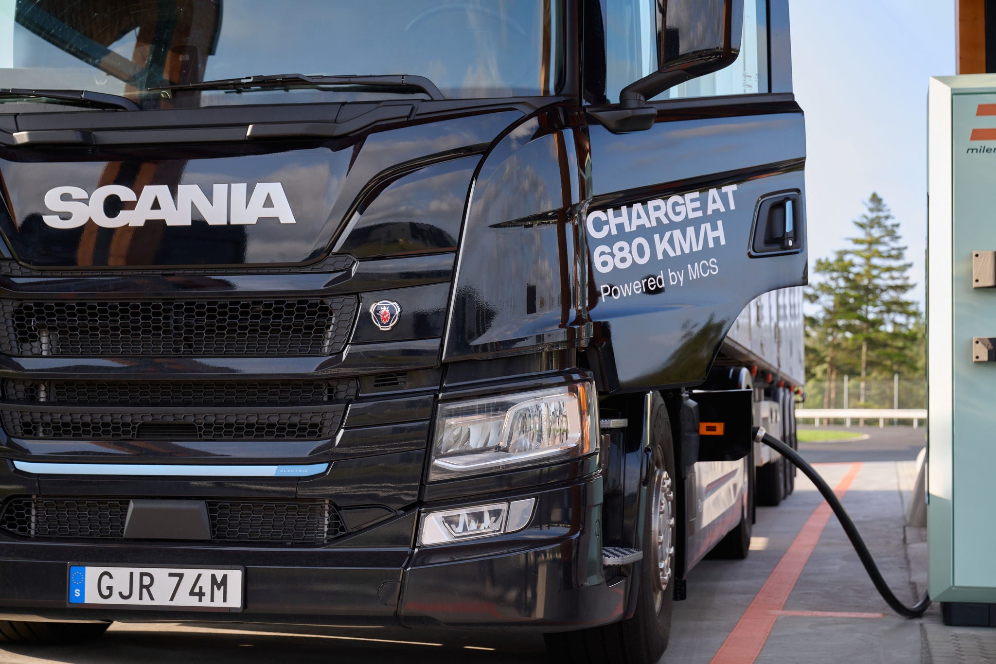 Scania on raskaan liikenteen kaksisuuntaisen megawattilatauksen edelläkävijä