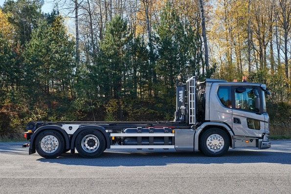 Scania L 340 6x2 med Scanias konceptløsning på kroghejs fra JOAB.
