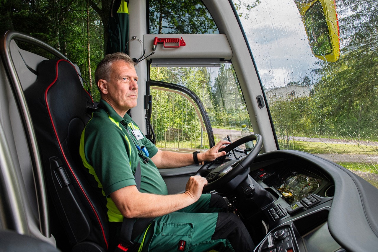 Chaufför i ambulansbuss