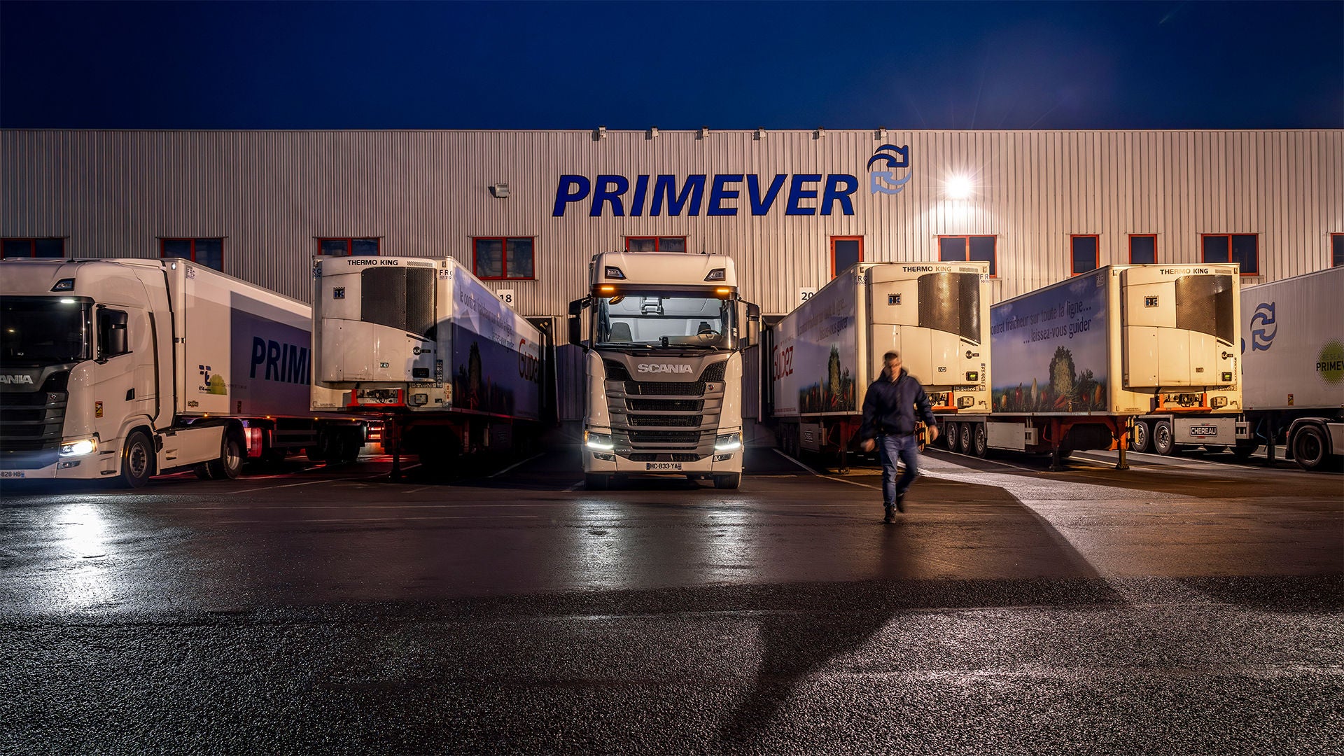 Sur la commande de 142 tracteurs 4x2 de 460 ch et 500 ch, 80 Scania ont été attribués à la plateforme de Monchy-le-Preux.
