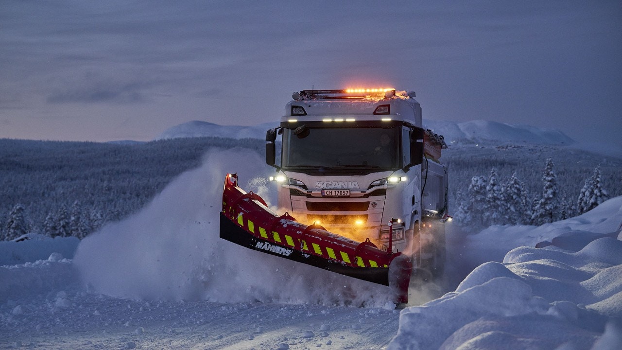  kuorma-auto lumen auraamiseen, tienhoitoauto