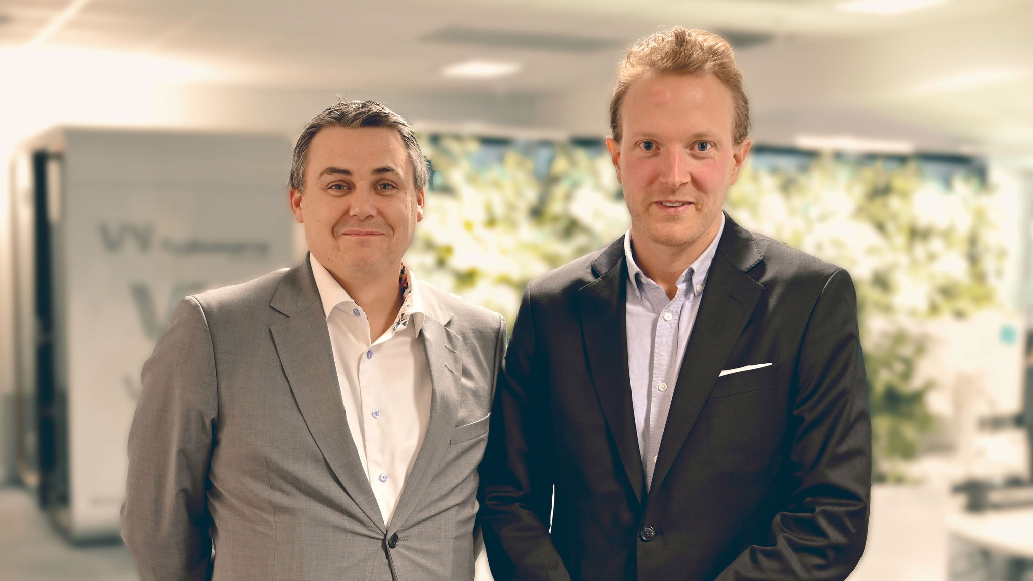 Vy Buss Technical Director Marcus Ekman, and Emil Nilsson, Head of Technical Support for Commercial Operations