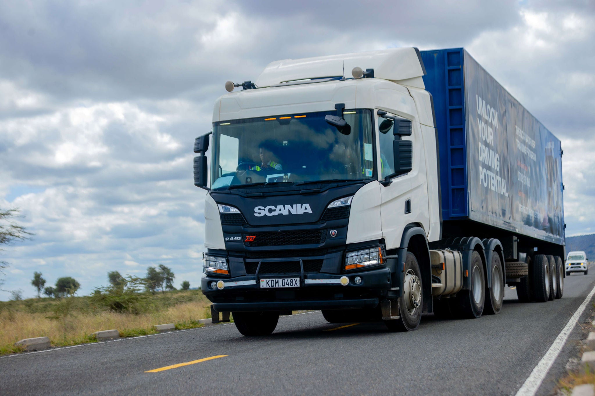Scania P410 Truck