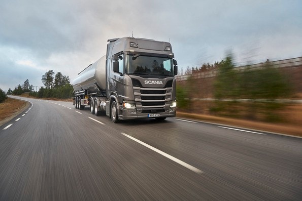Scania R 410 LNG/LBG 6x2.