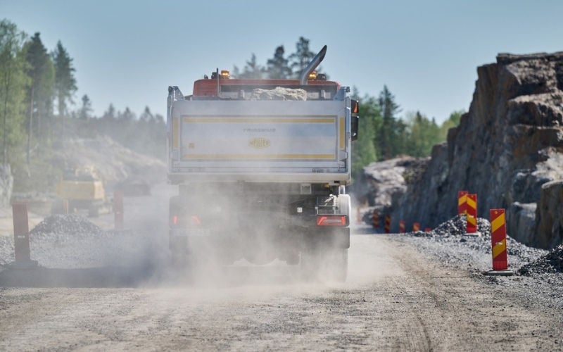 Scania 500 G XT 8x4 Rückansicht