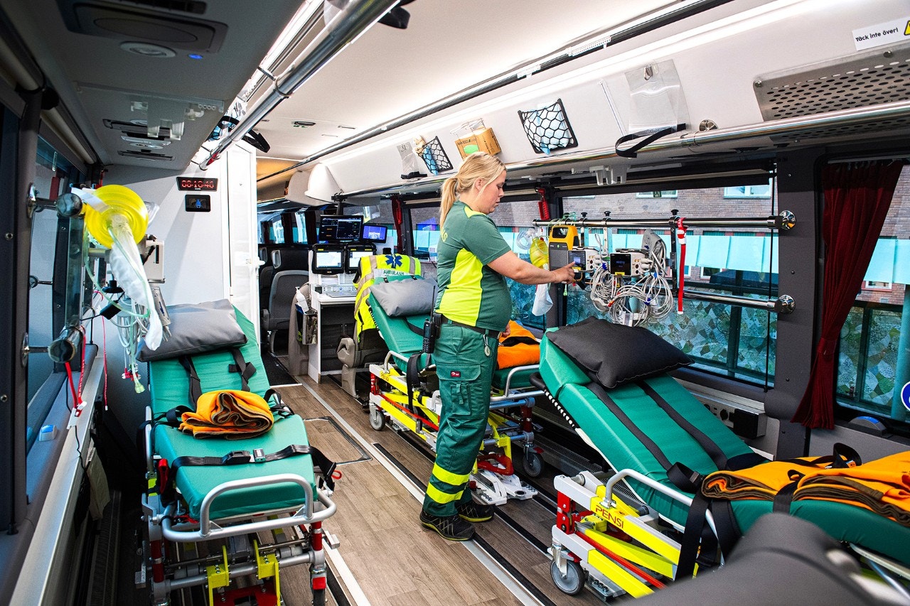 Ambulansbuss inredning