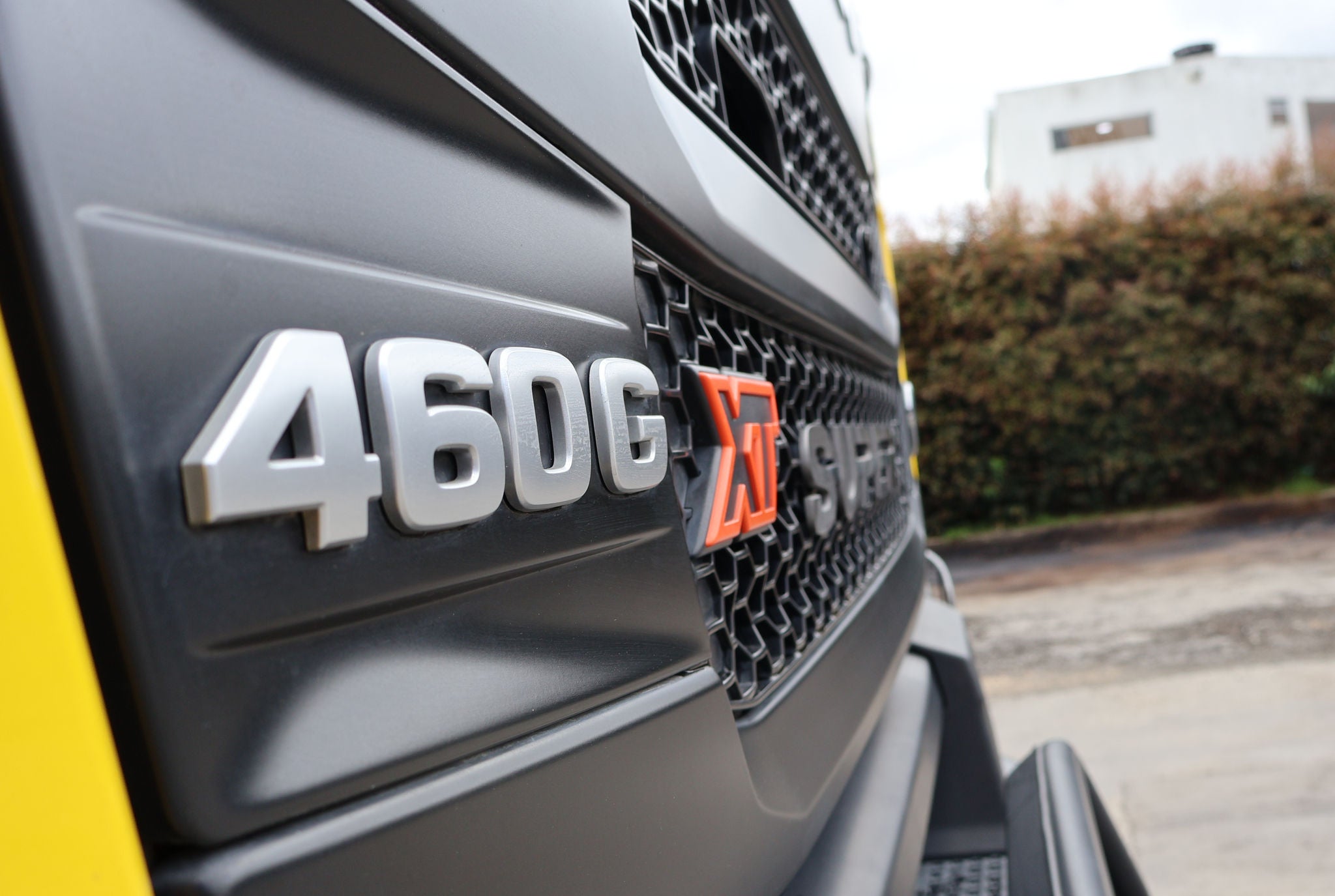 G460 B8X4