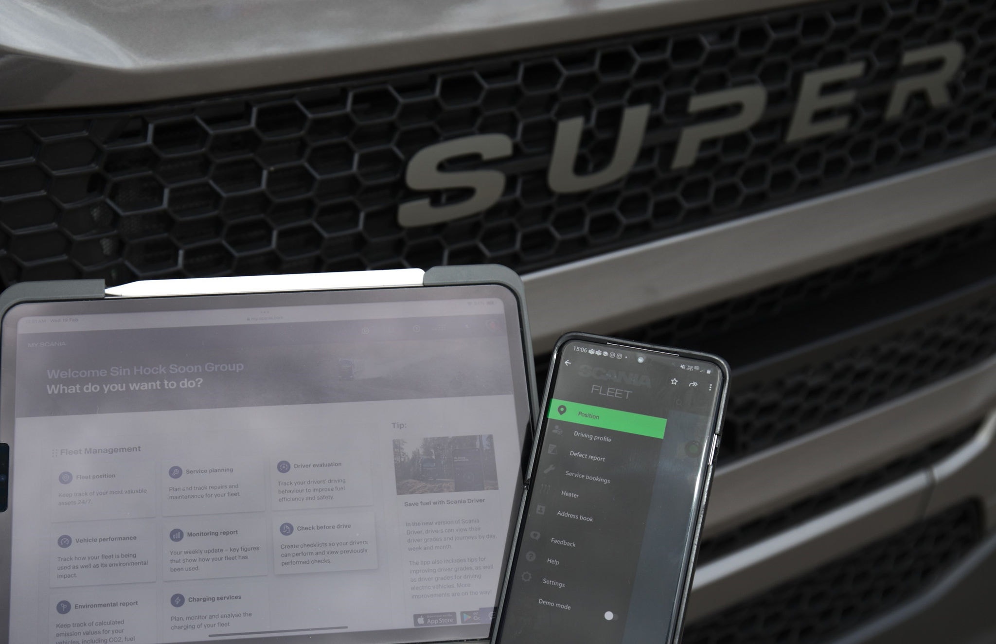 Digital Services are essential for customers to maximise profitability. With the recent addition of Scania Super, Sin Hock Soon Group will gain access to a suite of Scania Digital Services, including a 3-Year Fleet Management System Control Package.  Fleet Management System Control Package provides valuable insights and information about their fleet. They can be accessed via My Scania portal and Fleet app including essential features such as real-time positioning, vehicle performance monitoring, environmental reporting to track CO2 emissions, service planning, defect reporting, and driver evaluation. These tools enable identification of opportunities for vehicle usage improvements during Driver Training and Coaching. With this partnership, Sin Hock Soon Group will seamlessly achieve both sustainability and profitability, all at their fingertips. Scania Ecolution is now included as a standard feature with the purchase of Scania Super. It is a tailor-made partnership with the sole purpose of maximising our customers’ fleet’s fuel efficiency, reducing CO2, Nitrogen Oxide and Particulate Matter emissions, all to meet customers’ ESG requirements. 