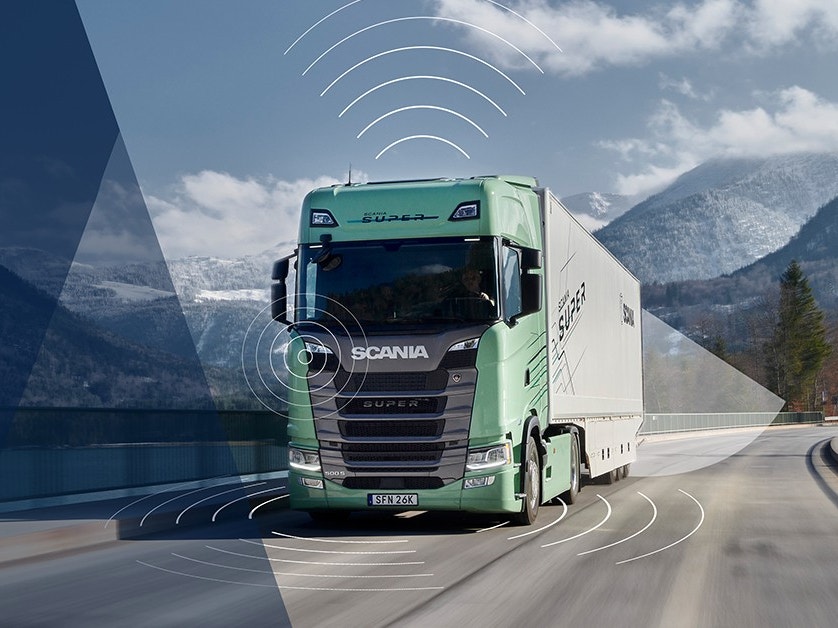 Grüner vernetzter Lkw