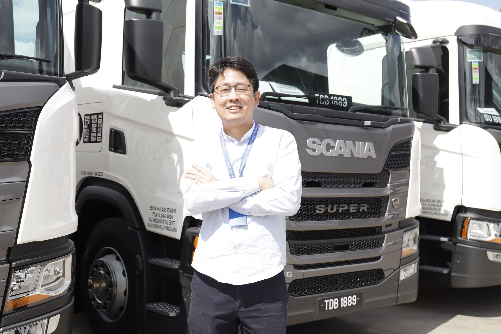 "We understand that our customers' businesses depend on an optimal, seamless, and reliable logistics supply chain, and this is exactly what we strive to deliver. With the Scania Super trucks, we can provide exceptional service, as its robust 13-litre engine ensures maximum uptime while delivering an industry-leading 2,300Nm of torque at 900RPM, along with up to 8% fuel savings," stated Mr Shawn.