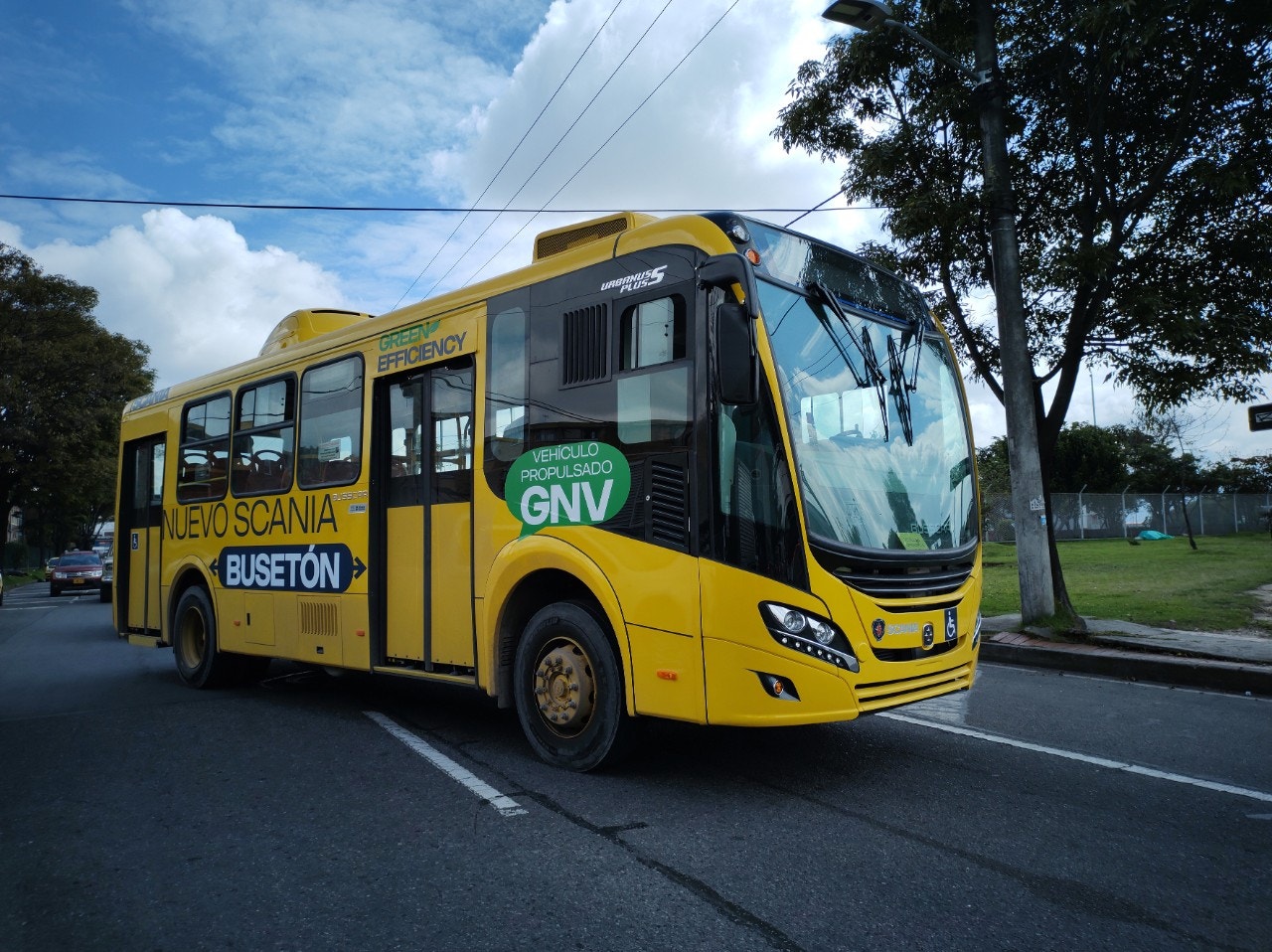 Busetón Scania 9 Metros