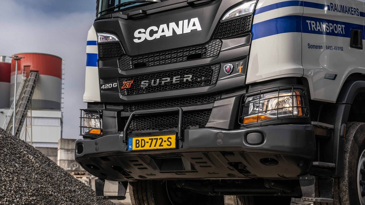 Scania Dynamic Twee Scania 420G 8x4 Wide Spread kippers versterken transportvloot van ...