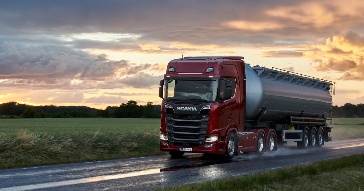 Scania lässt den V8 hochleben - Magazin