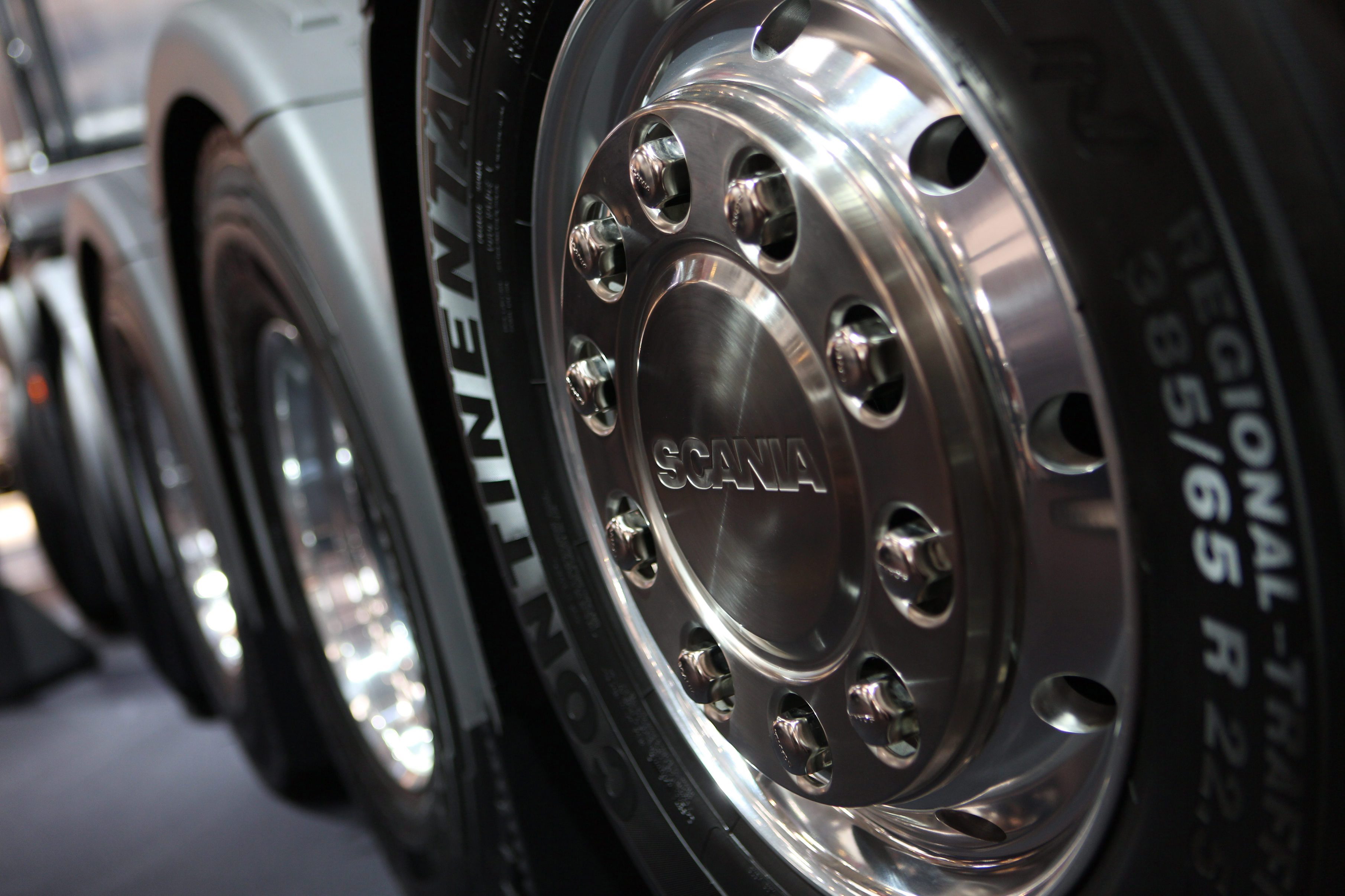Tyres Tyres