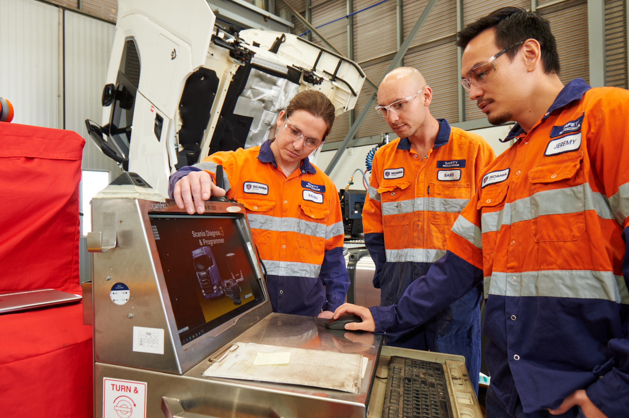 Apprenticeships | Scania Australia
