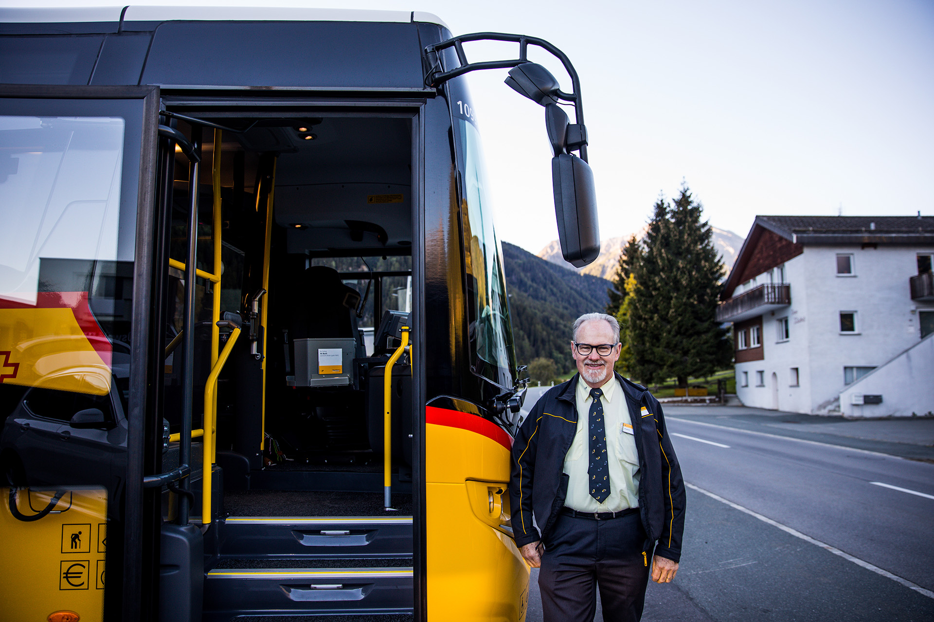 Scania Bergwelt mit Postauto in Stelvio 6 Scania Bergwelt mit Postauto in Stelvio 6