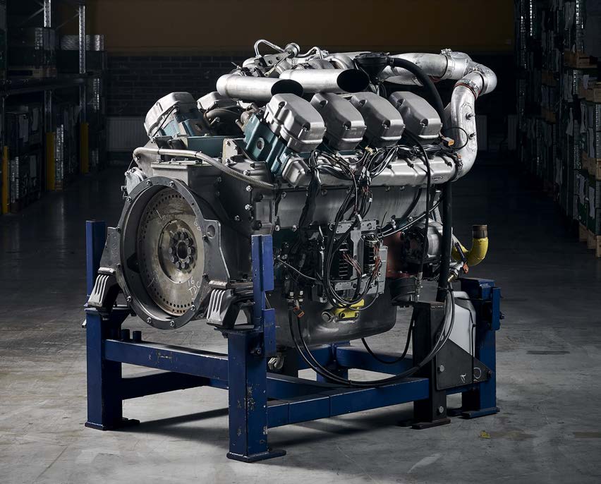 Eine echte Rarität: Einer der Prototypen eines 72-Grad-Winkel-V8, der den ursprünglichen 14-Liter-V8 ablösen sollte. Er kam nie zum Einsatz. Eine echte Rarität: Einer der Prototypen eines 72-Grad-Winkel-V8, der den ursprünglichen 14-Liter-V8 ablösen sollte. Er kam nie zum Einsatz.