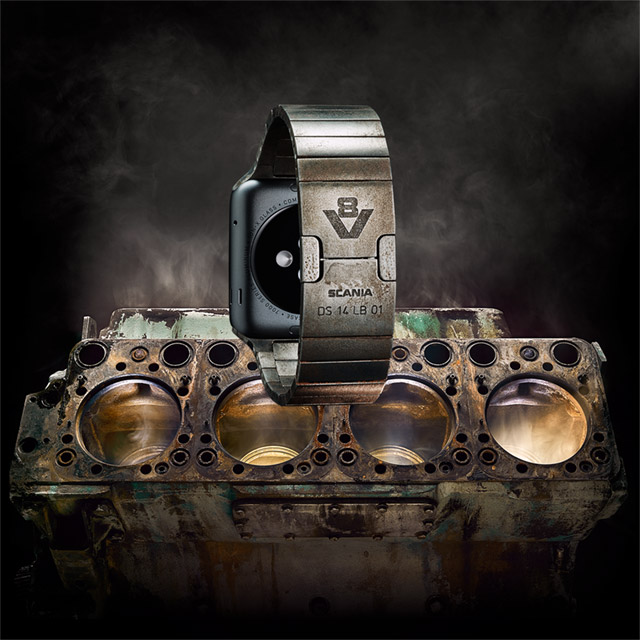 Scania 140 V8 bracelet | Scania Great Britain
