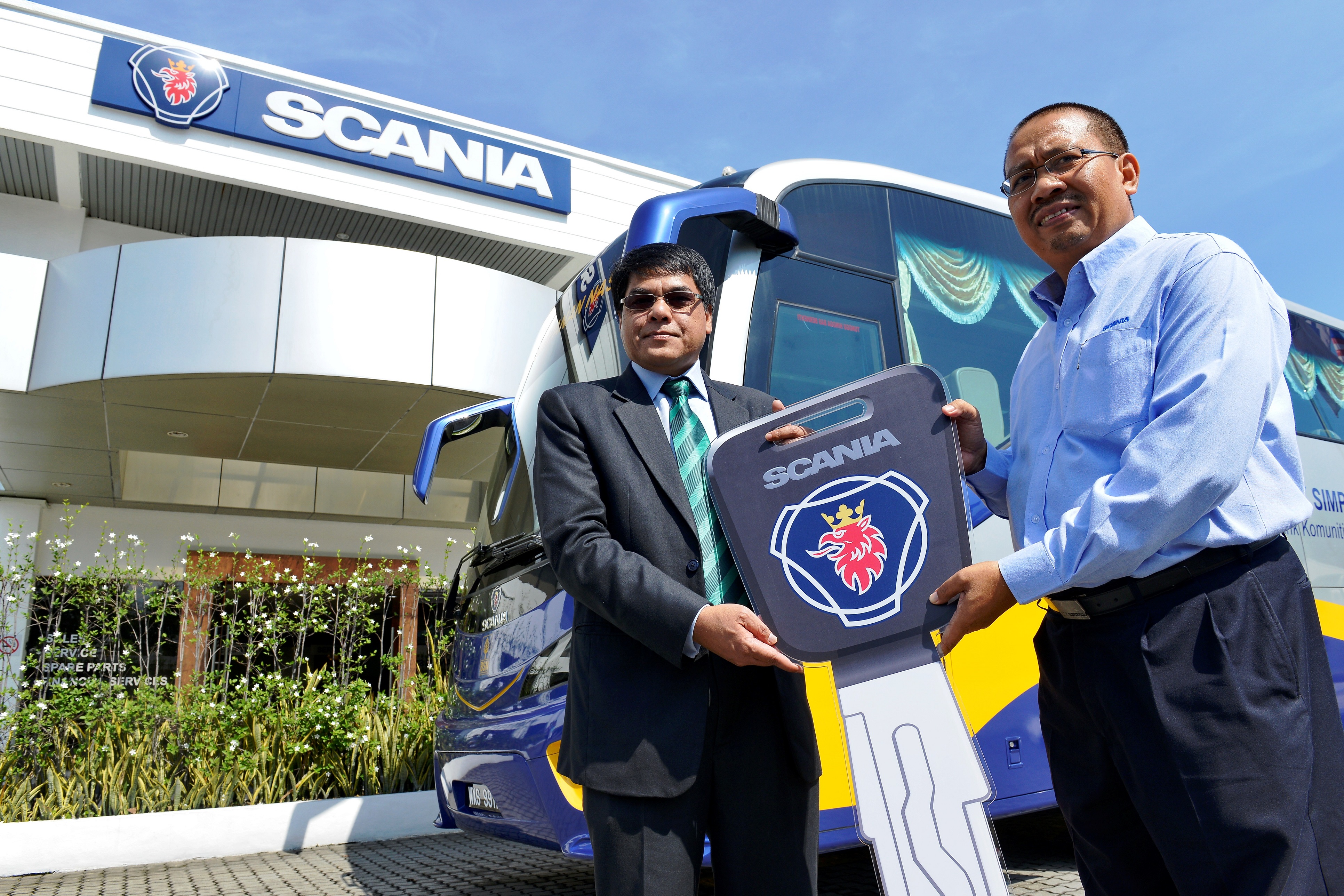 Bank Simpanan Nasional The First In Malaysia To Select Scania S New K 410 Ib Intercity Coach Scania Malaysia