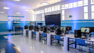 SCANIA inauguró un aula taller para estudiantes de secundaria en Tucumán