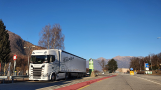 Scania SUPER avec le 560S A 4x2 NB 