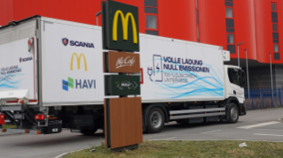 Un camion électrique Scania séduit HAVI et McDonald's