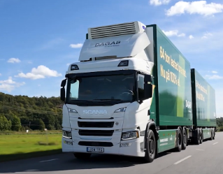 Les outils numérisés de Scania accélèrent la transition vers le transport électrique à batterie pour Axel Johnson