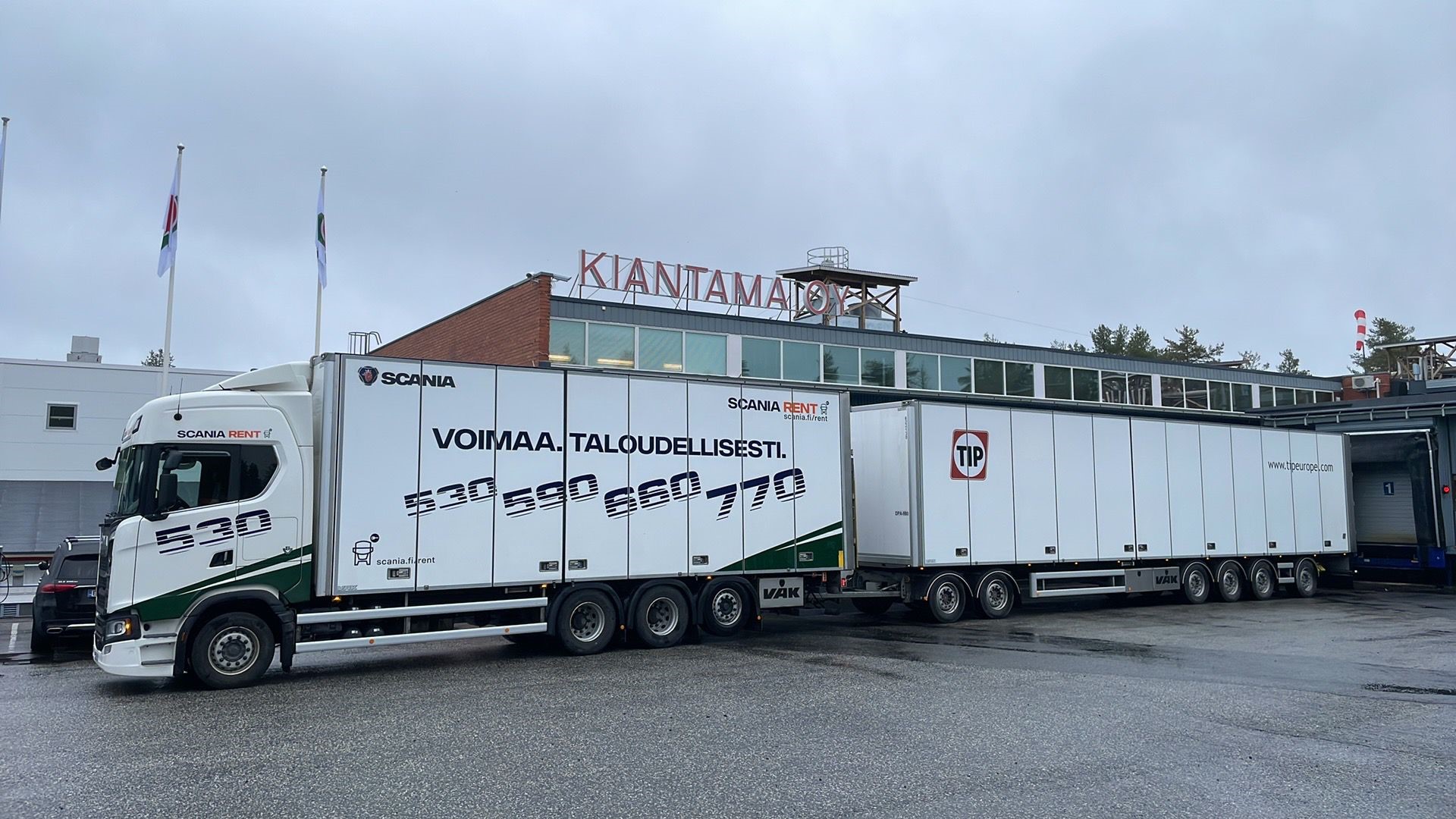 vuokrataan täysperävaunuyhdistelmä, Scania Rent