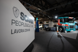 Si rafforza la partnership tra Scania, Gruber logistics ed Electrolux Italia