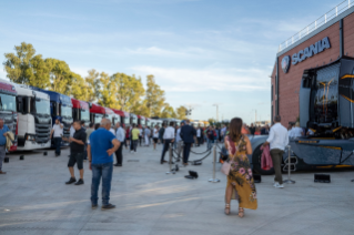 Inaugurata, a Roma, la nuova concessionaria Sacar. Si espande la rete di concessionarie italiane diScania 