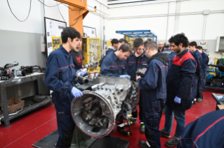 Officina Scania dei tecnici del futuro