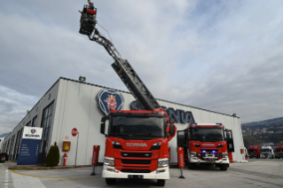 Veicolo antincendio Scania autoscala e autopompa - allestimento Rosenbauer