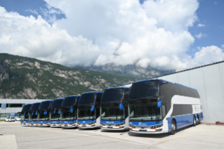 La regione Campania rinnova il proprio parco mezzi per il trasporto pubblico con 38 autobus, 18 a due piani Scania-Beulas e 20 veicoli Scania-Irizar a LNG