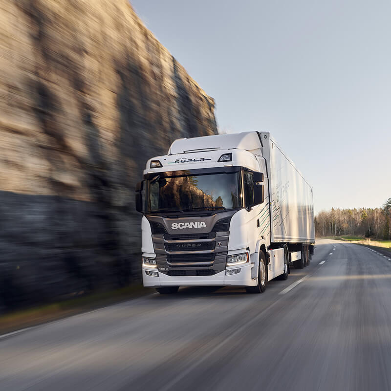 Scania amarillo serie G