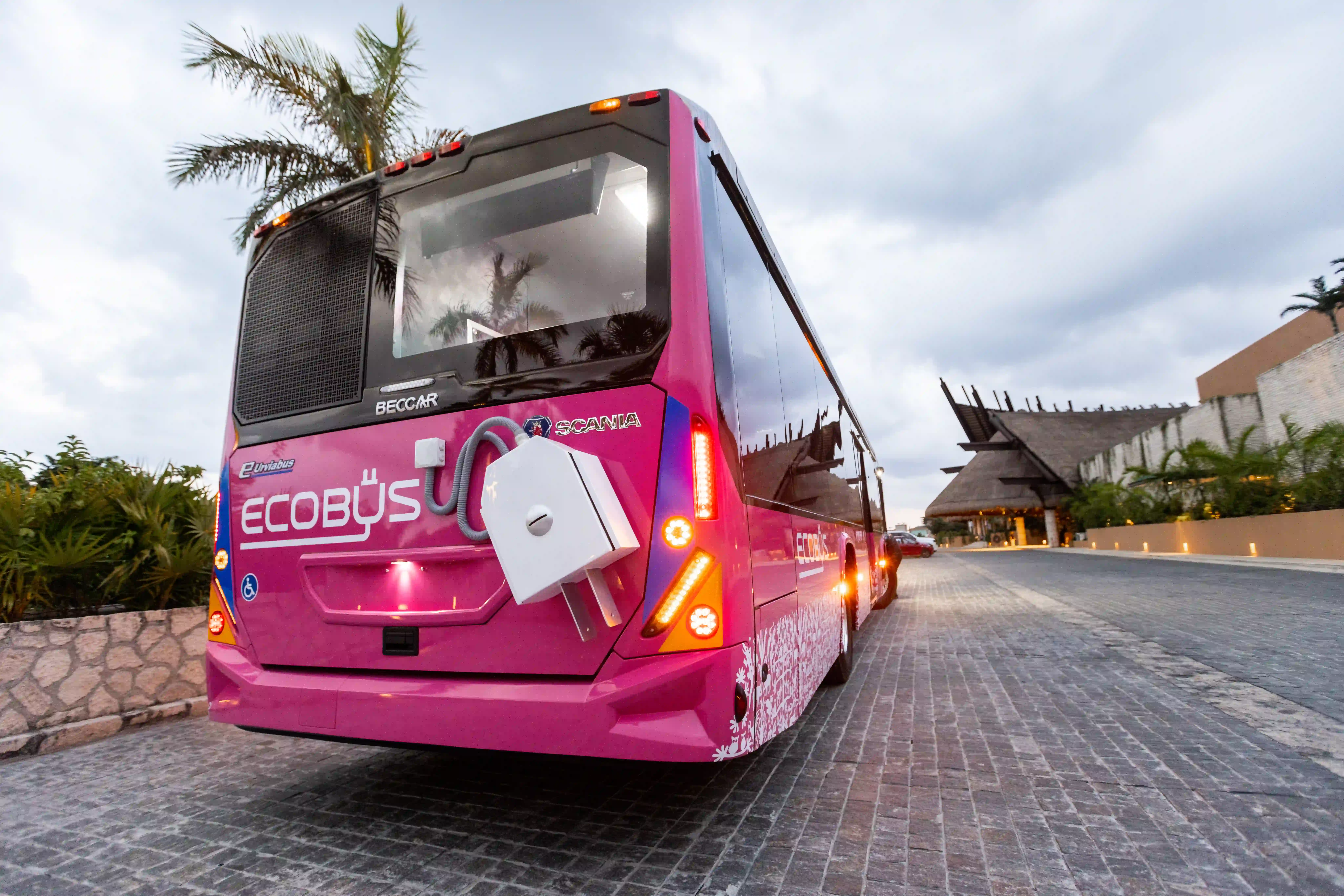 Bus eléctrico Scania 