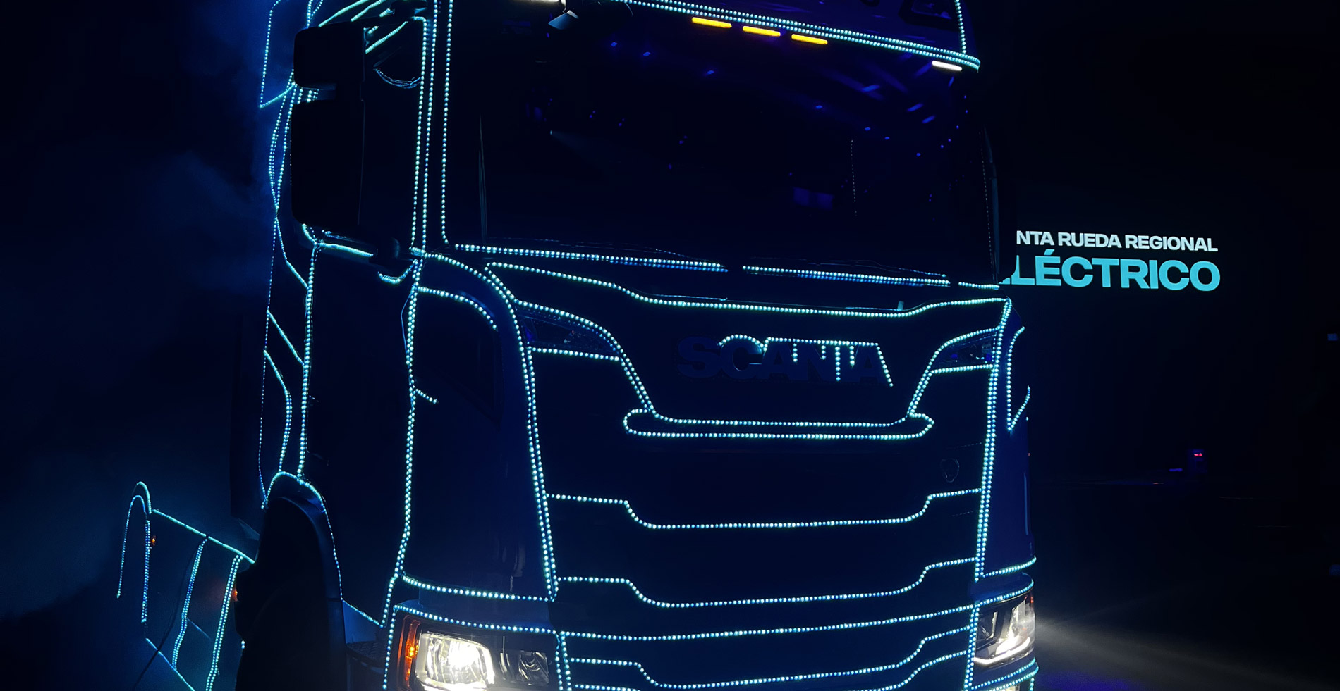 El primer camión quinta rueda Scania en Latinoamérica es presentado en México