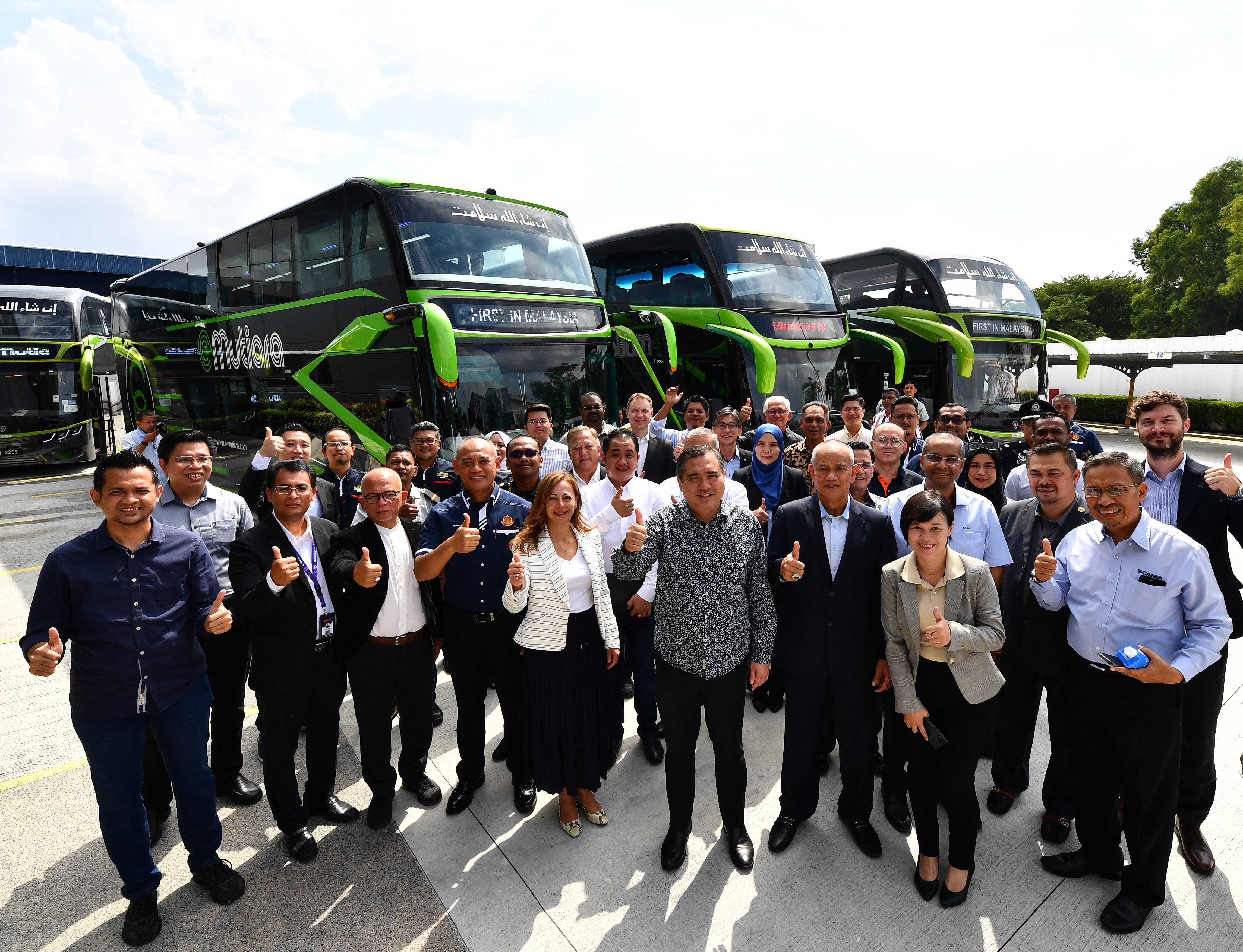 E-MUTIARA EXPANDS WITH FIRST LONGEST SCANIA DOUBLE-DECK COACH IN MALAYSIA - Vimarsana News