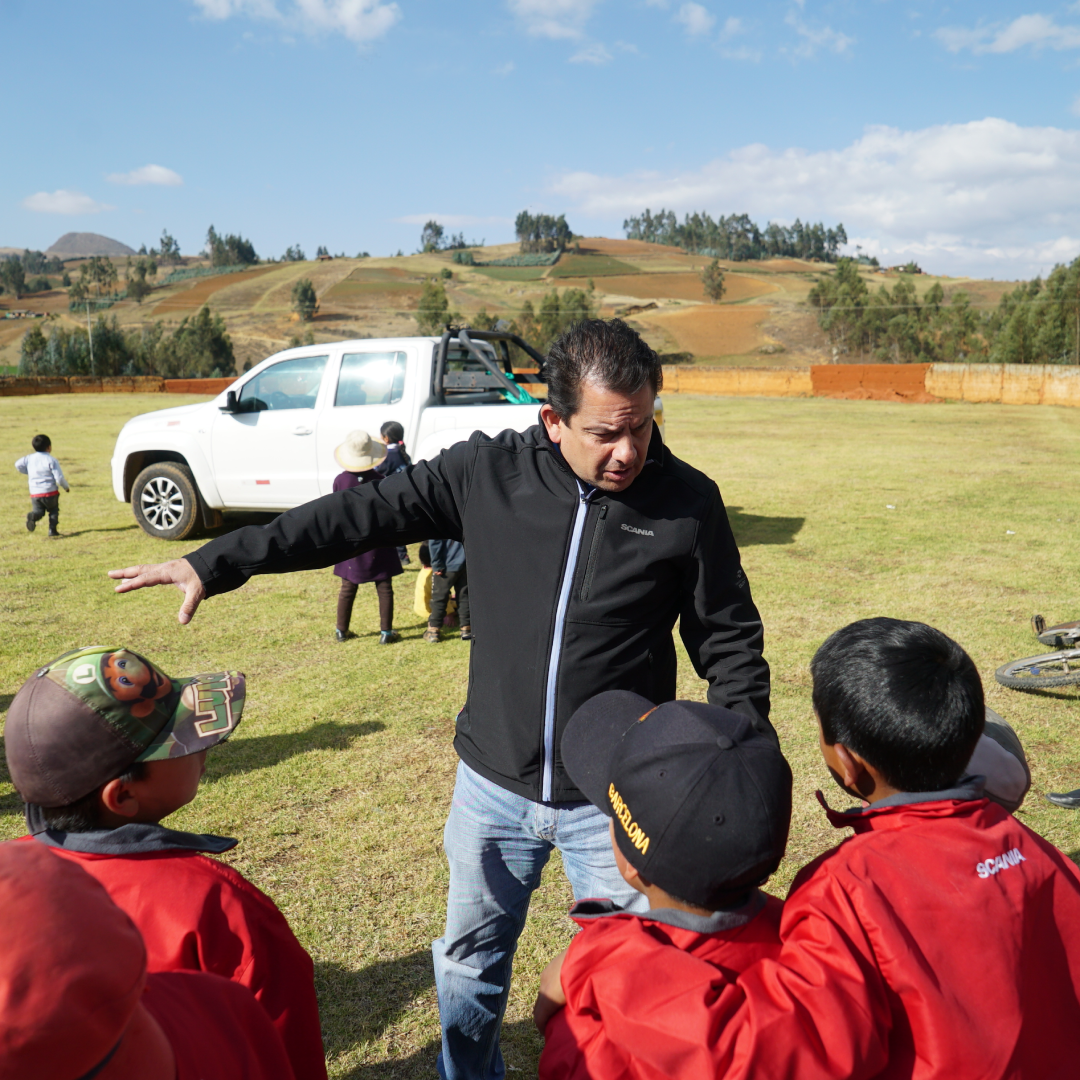 Nuestro Management team abrigando a más de mil niños en las zonas afectadas por el friaje del Perú