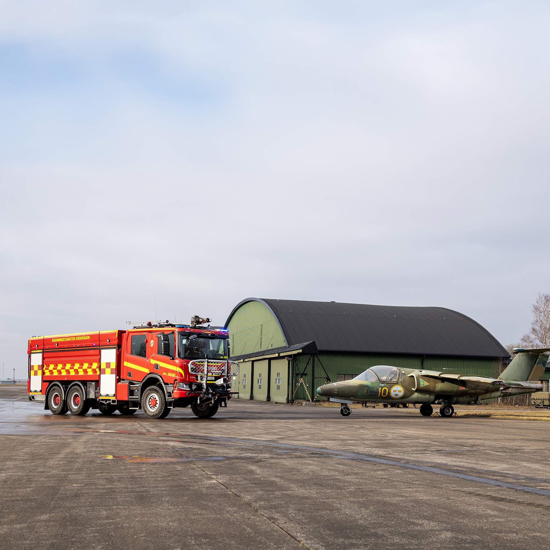 Scania flygplatsbrandbil