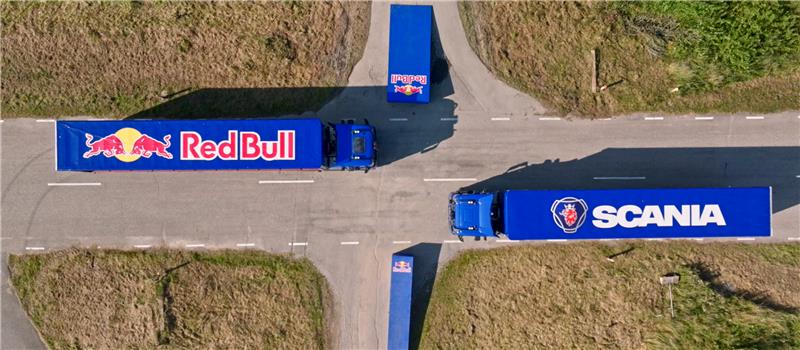 Experience Scania on the road:
- Scania Super truck driving through desert terrain
Scania delivers reliable trucks, buses, and engines for every journey.