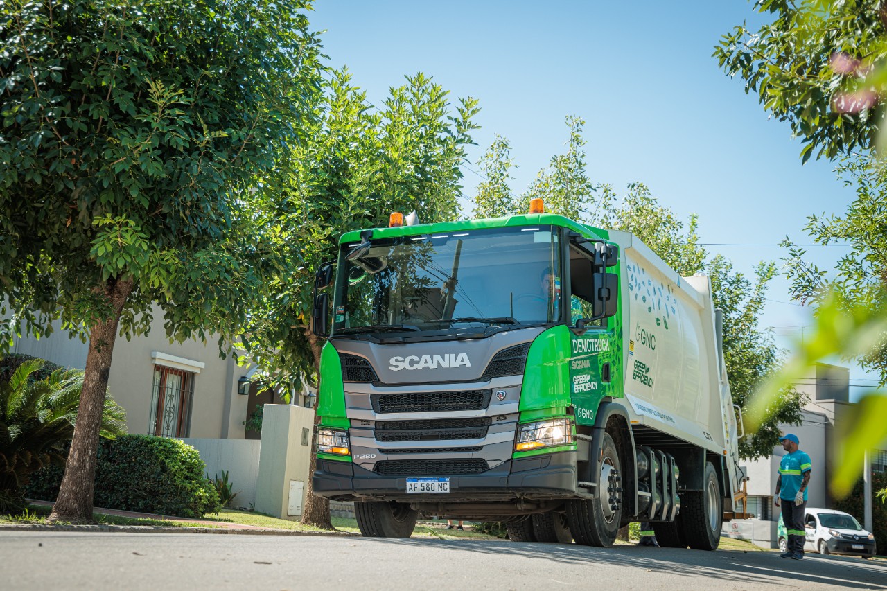 LOS SERVICIOS URBANOS DE CÓRDOBA PRUEBAN CAMIONES SCANIA A GNC