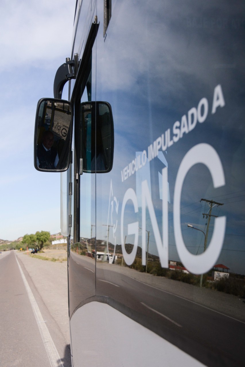 MENDOZA AVANZA CON LA TECNOLOGÍA DE BUSES A GNC
