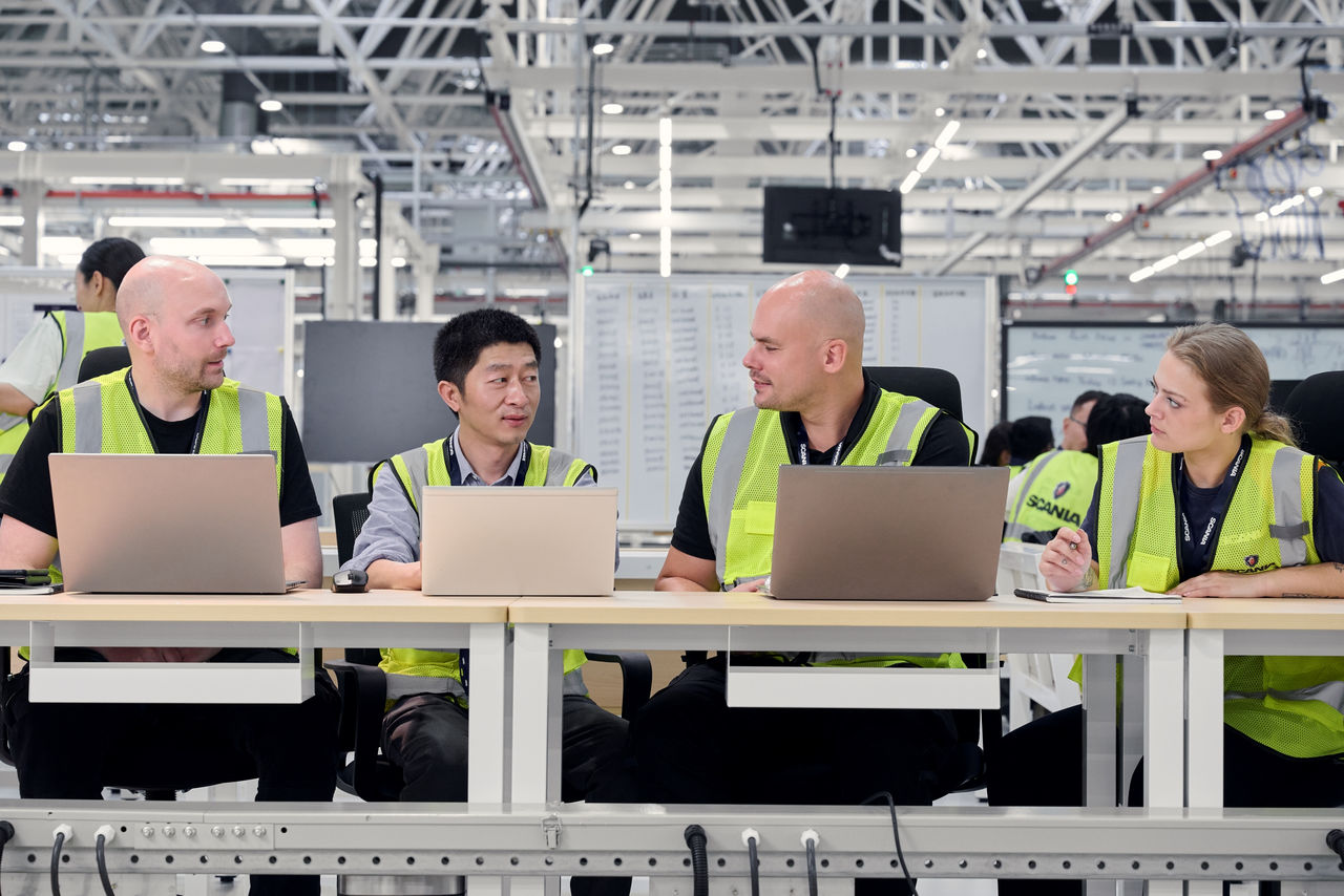 Live and stay with Scania in China