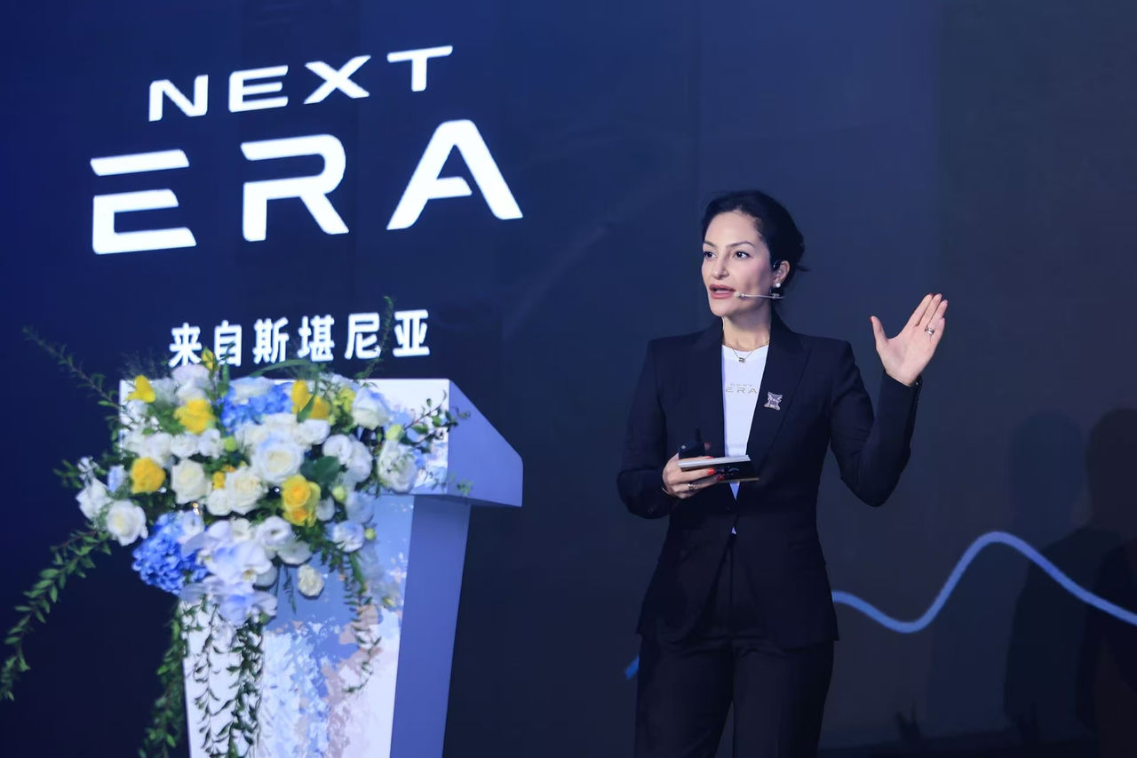 斯堪尼亚亚洲工业运营副总裁、斯堪尼亚亚洲研发负责人Sonia Ederstål发表演讲