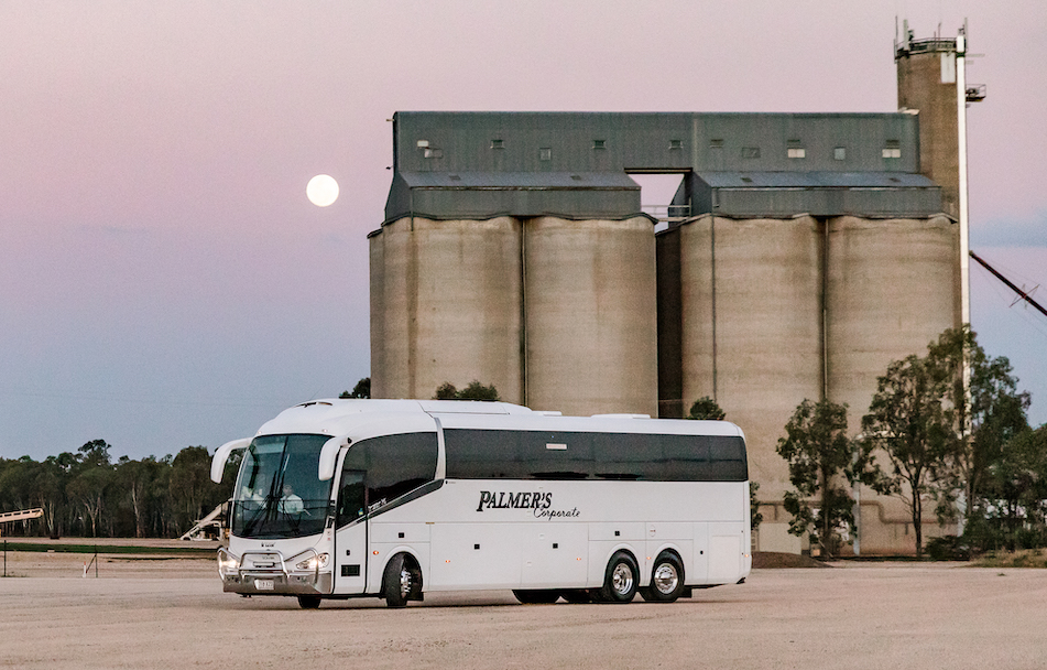 scania palmers coaches